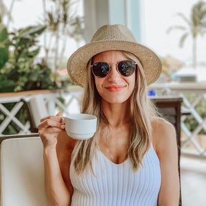 Meet your Posher, Brielle